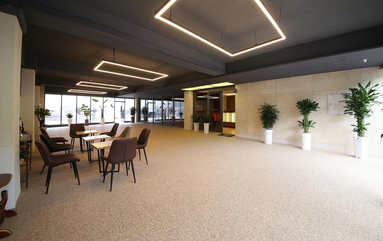Brown Dot Hotel Sinan Gwangju Metropolitan City Eksteriør billede